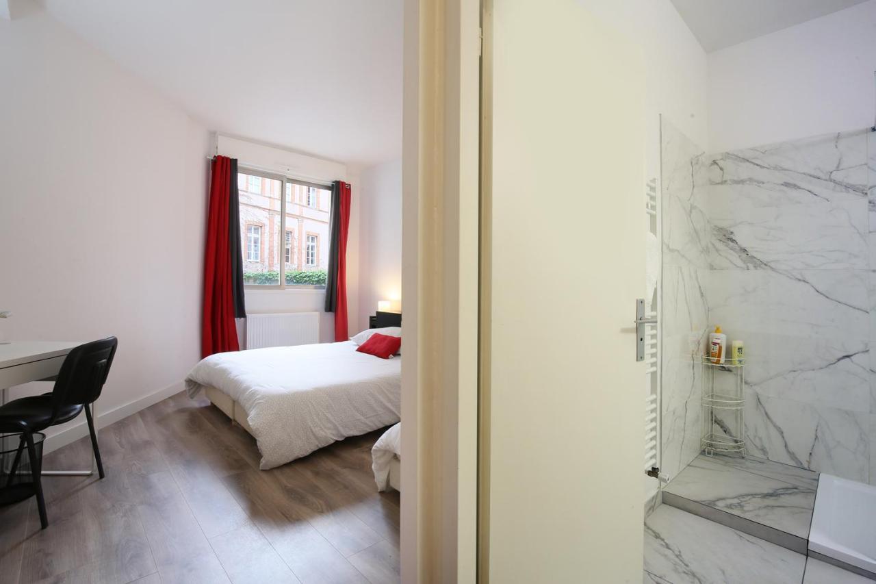Le Premier De Saint Georges Place 120M Parking Toulouse Bagian luar foto